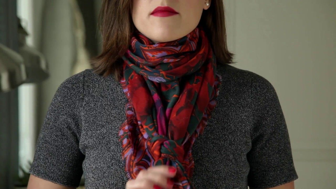 Comment nouer un foulard long ?