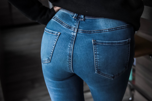 Comment avoir de grosses fesses dans un jean ?