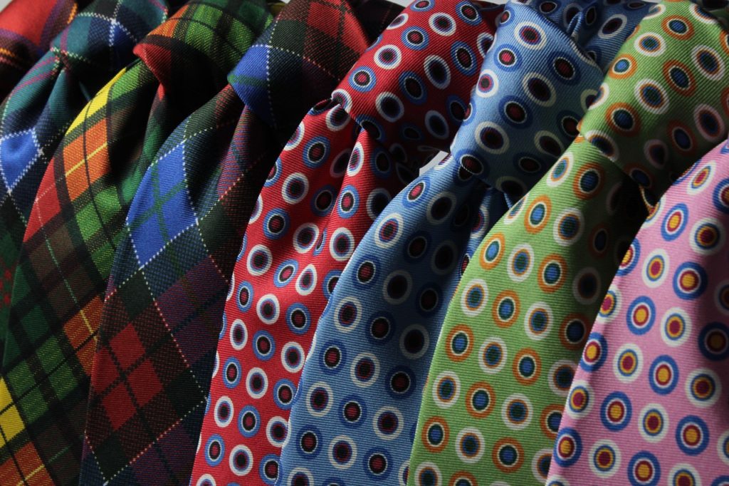 Comment choisir la couleur de la cravate ?