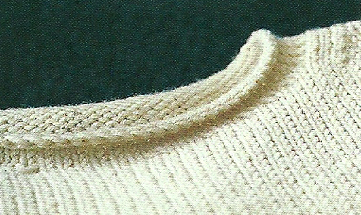 Comment faire une encolure ronde au tricot ?