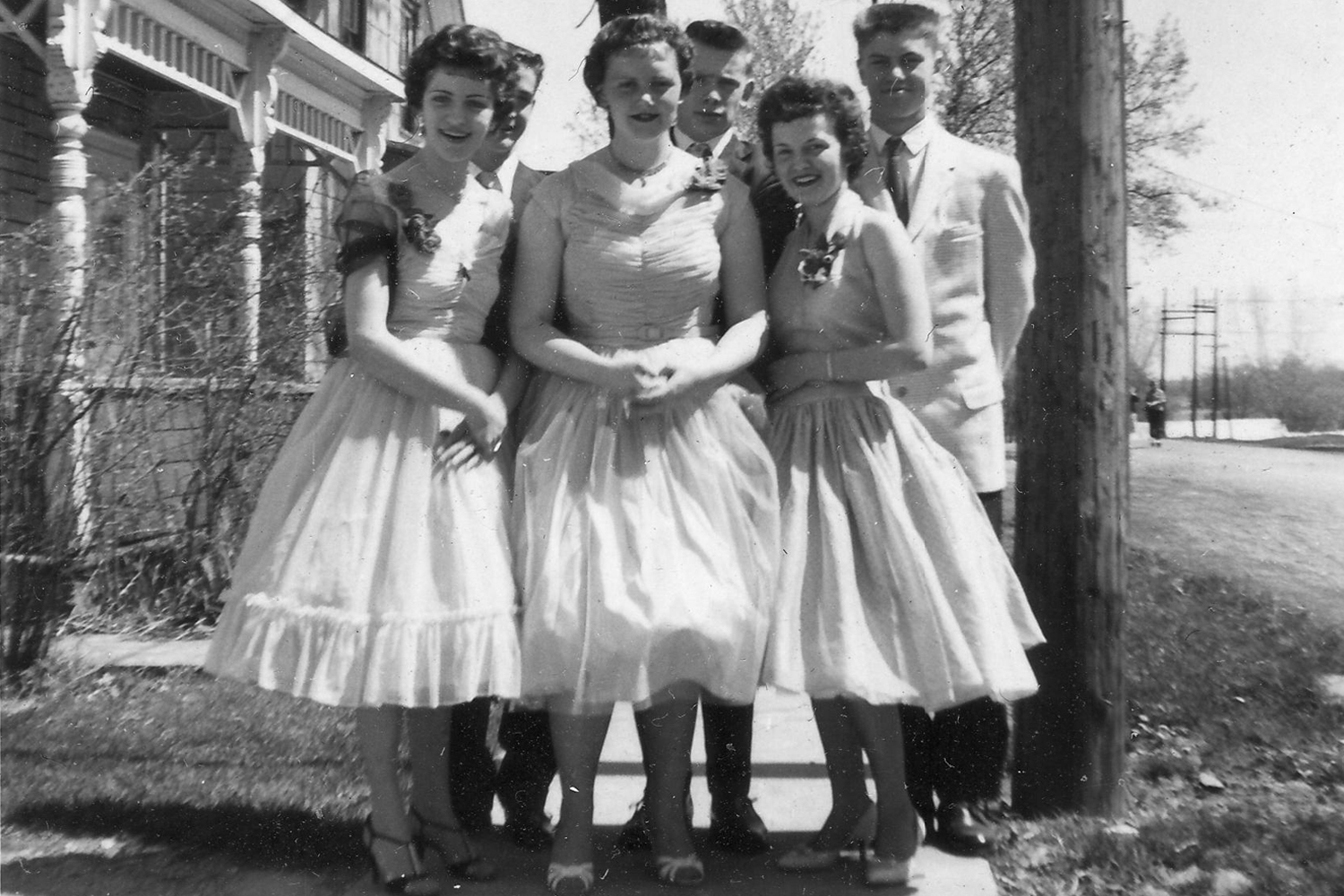 Comment s'habillaient les femmes en 1950 ?