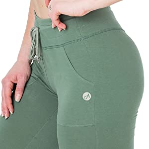 women jogger pants with pockets