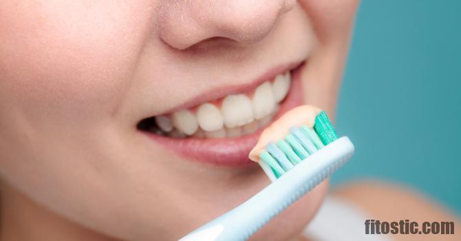 Comment bien choisir sa brosse à dents ?