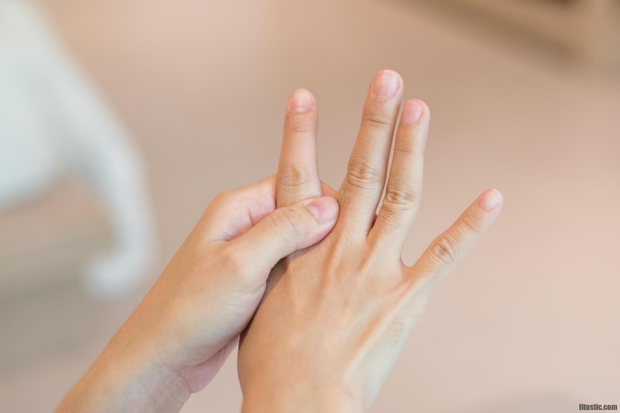 Comment soigner une mycose de l'ongle de la main ?