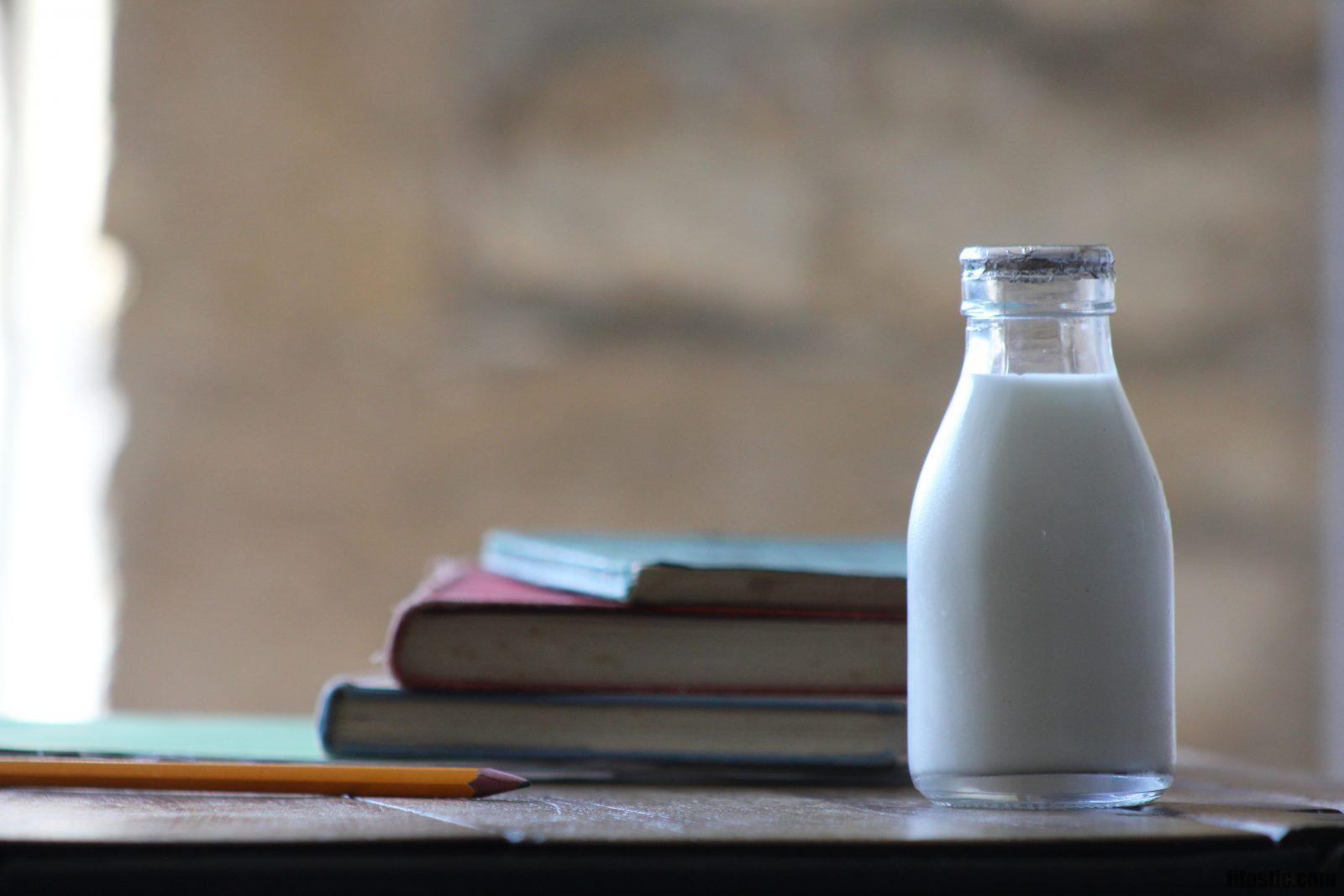 Est-ce que le lait de chèvre fait grossir ?