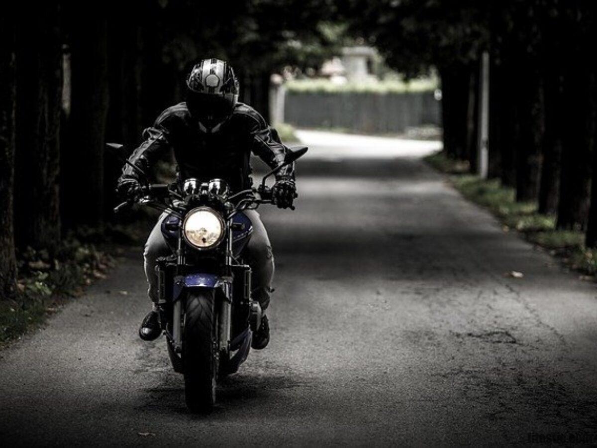 Comment appelle-t-on les petites motos ?