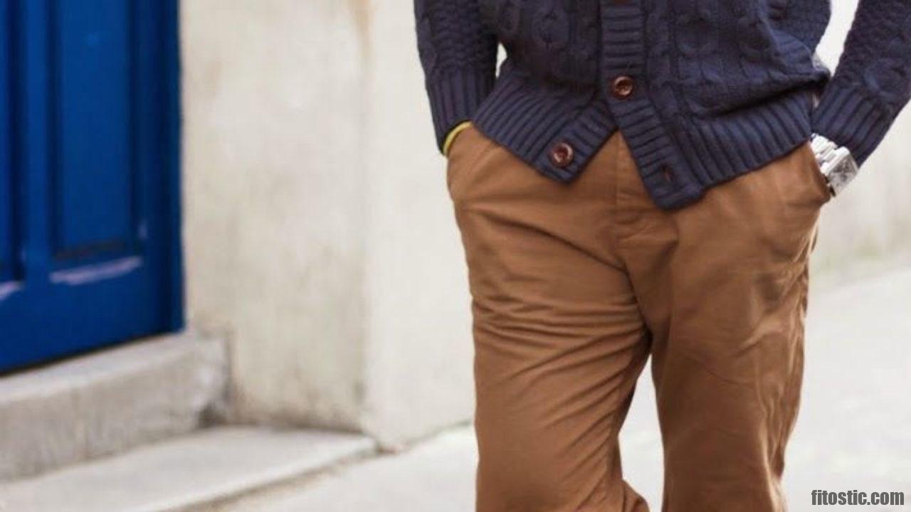 Comment s'habiller avec un pantalon marron clair ?