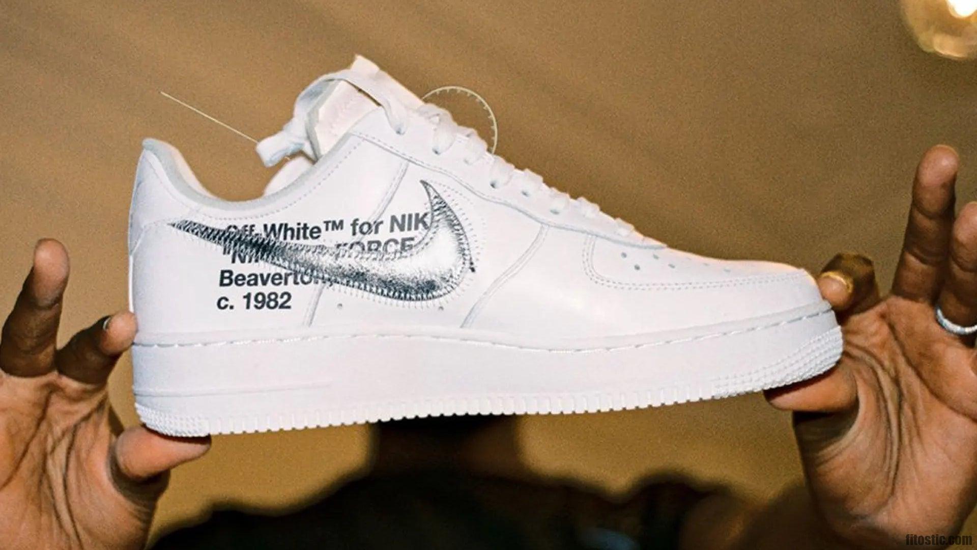 Pourquoi il y a plus de air force 1 ?