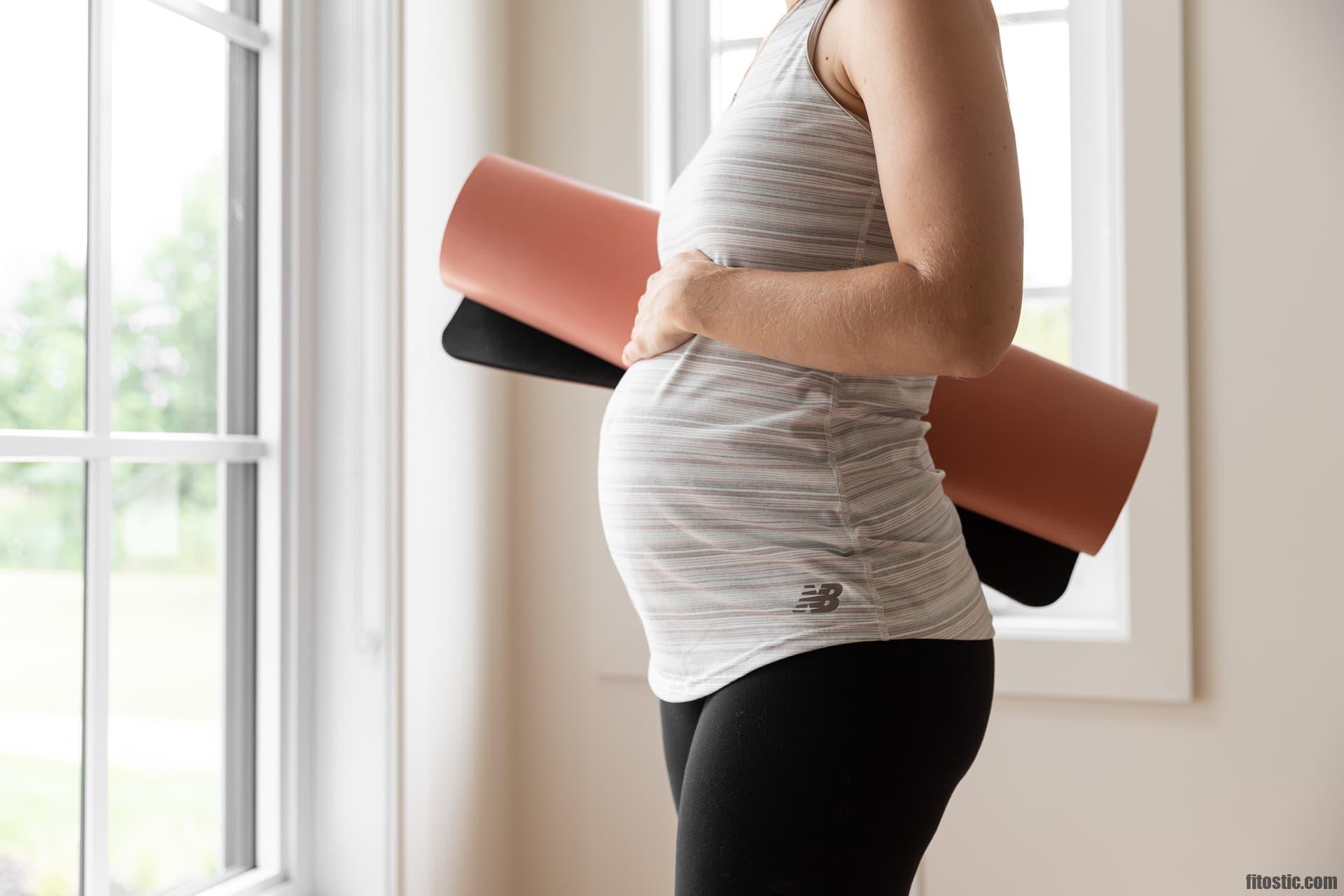 Pourquoi ne pas lever les bras quand on est enceinte ?