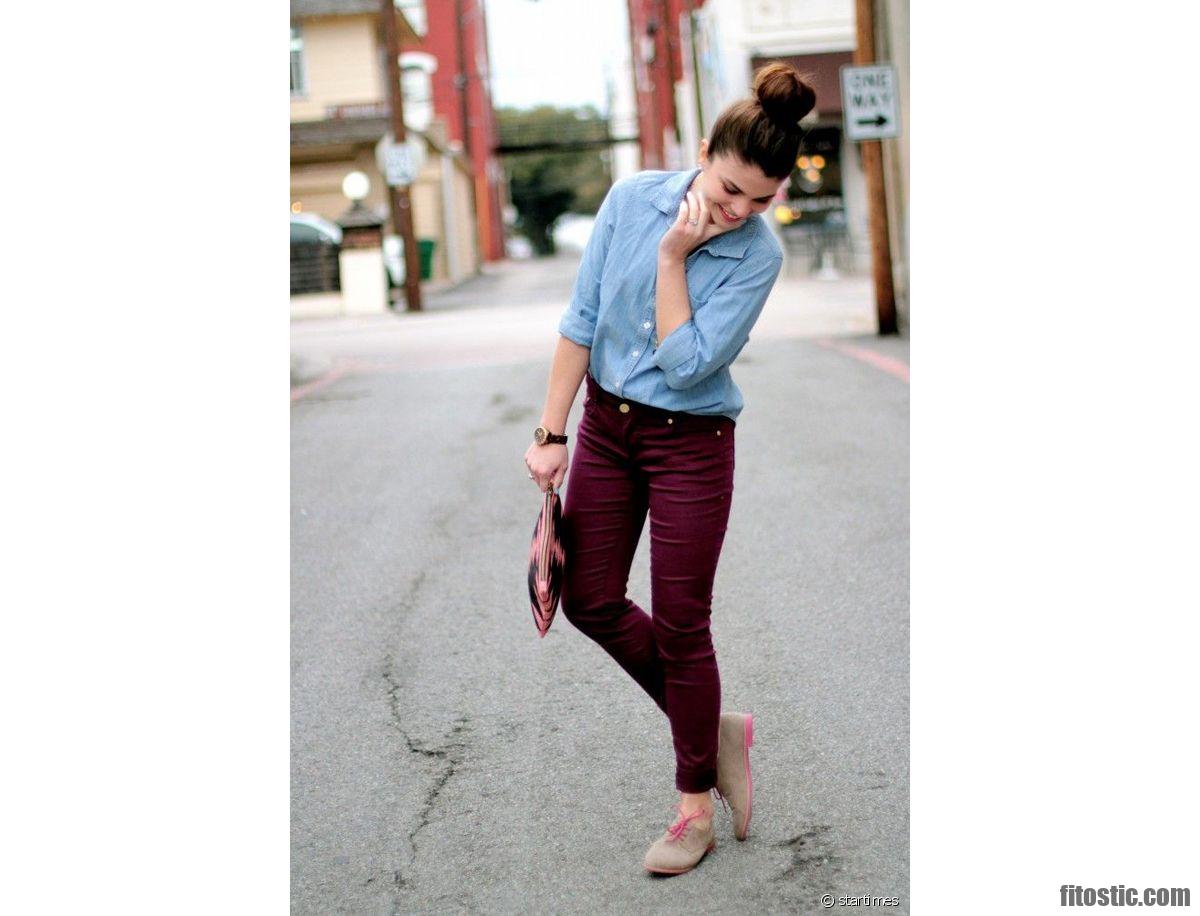 Quelle chaussure avec un pantalon bordeaux femme ?