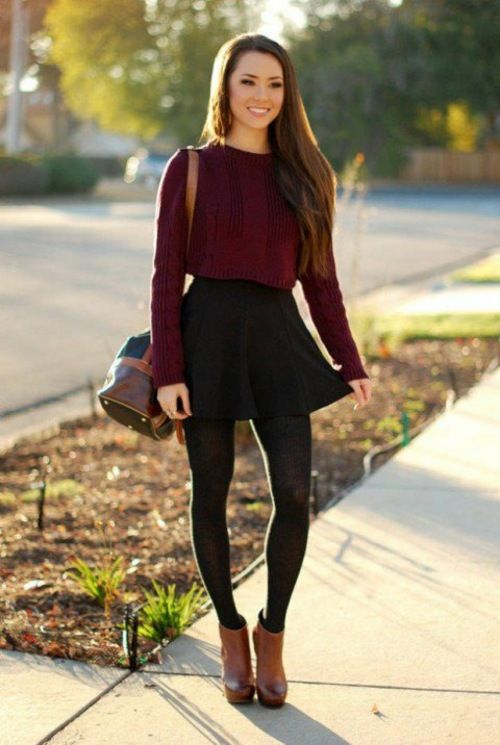 blouse rouge avec une courte-jupe noire | Moda, Ropa, Outfits