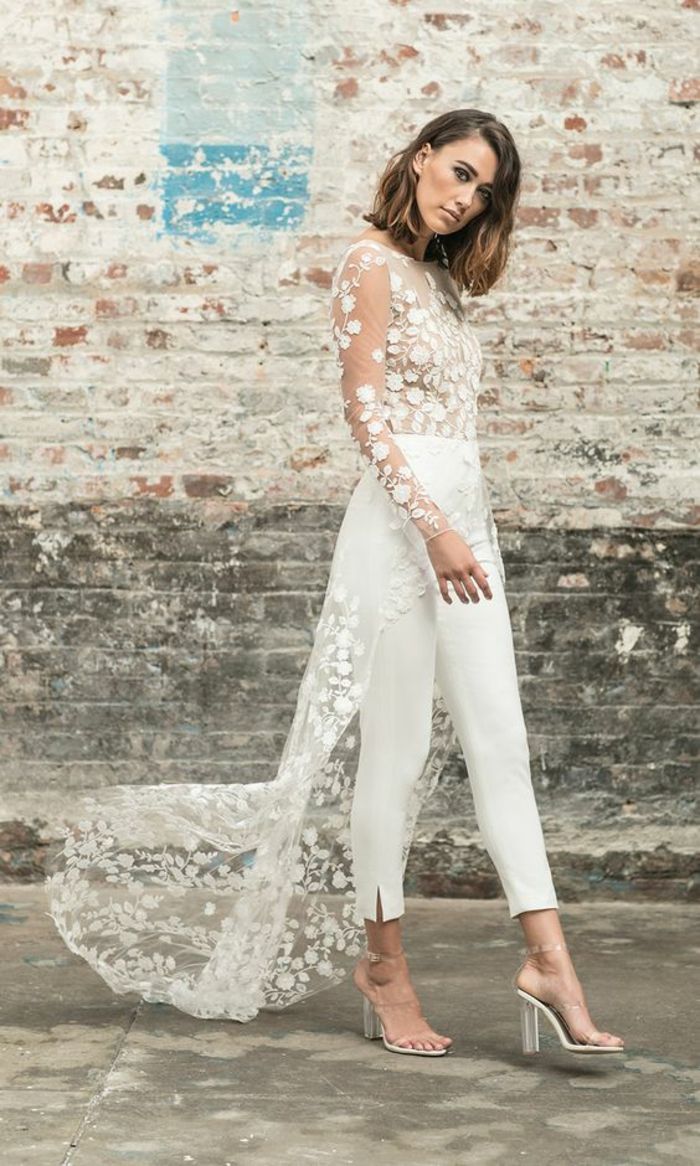 tenue mariage invité femme pantalon blanc