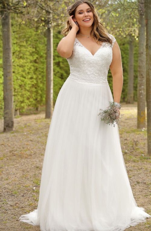 Top 20 des plus belles robes de mariée grandes tailles 2024 | Robe