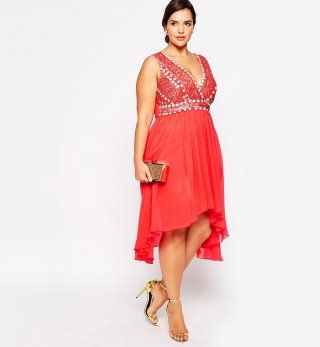 quelle style de robe pour femme ronde et petite