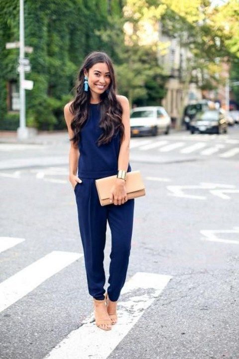 tenue pantalon bleu marine