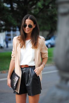 tenue avec short simili cuir