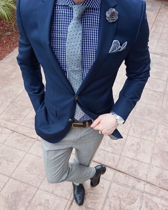 chemise bleu clair