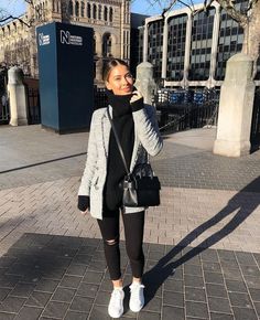 tenue avec jean noir femme