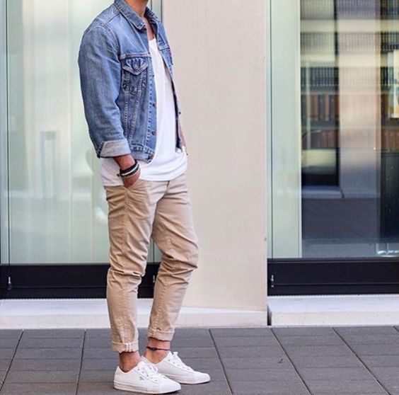 beige jeans mens outfit