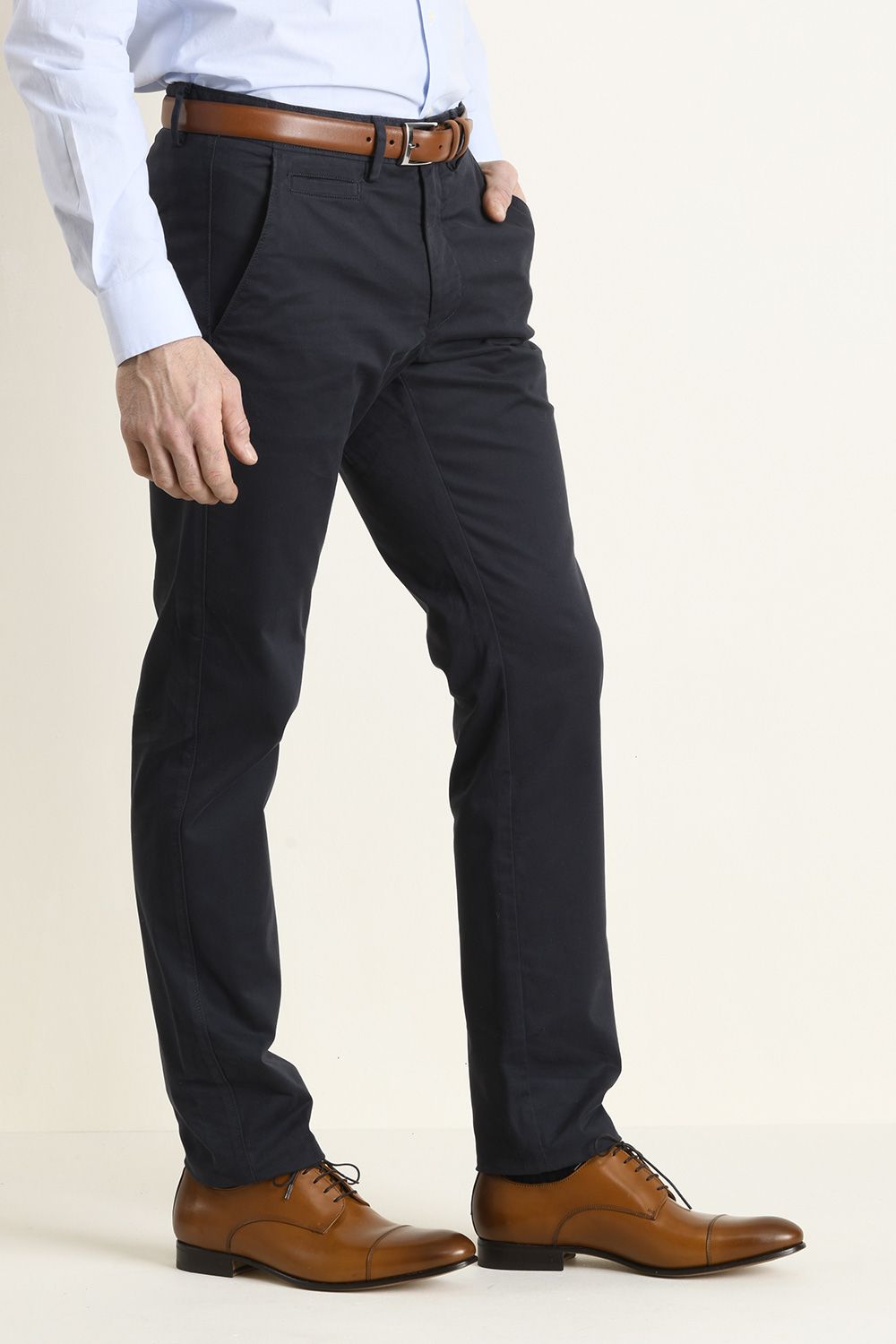 pantalon la toile homme avec chemise