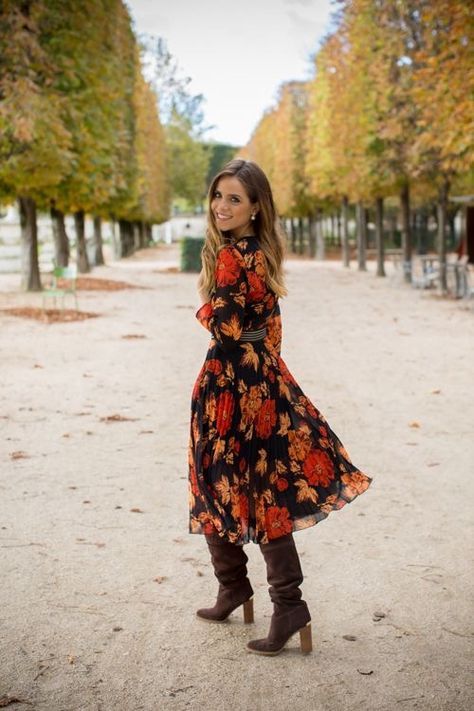 quelle robe avec des bottes marron