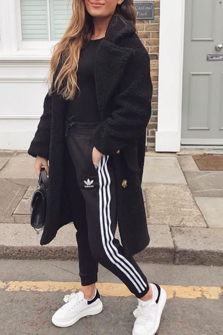 tenue jogging femme