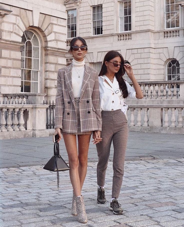 tenue avec blazer a carreaux