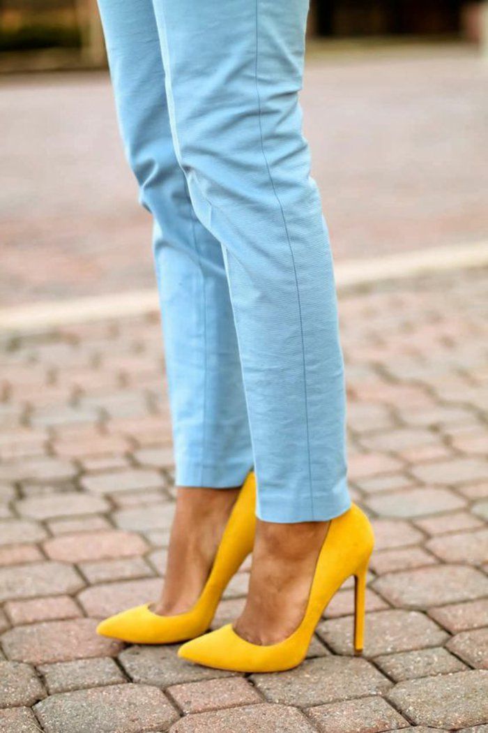 look escarpin jaune