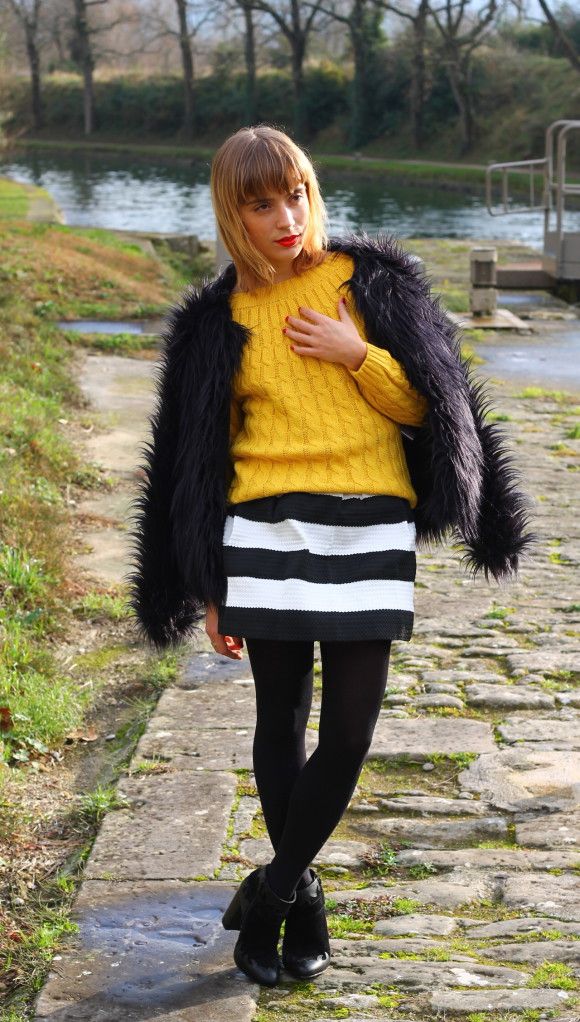 look pull jaune