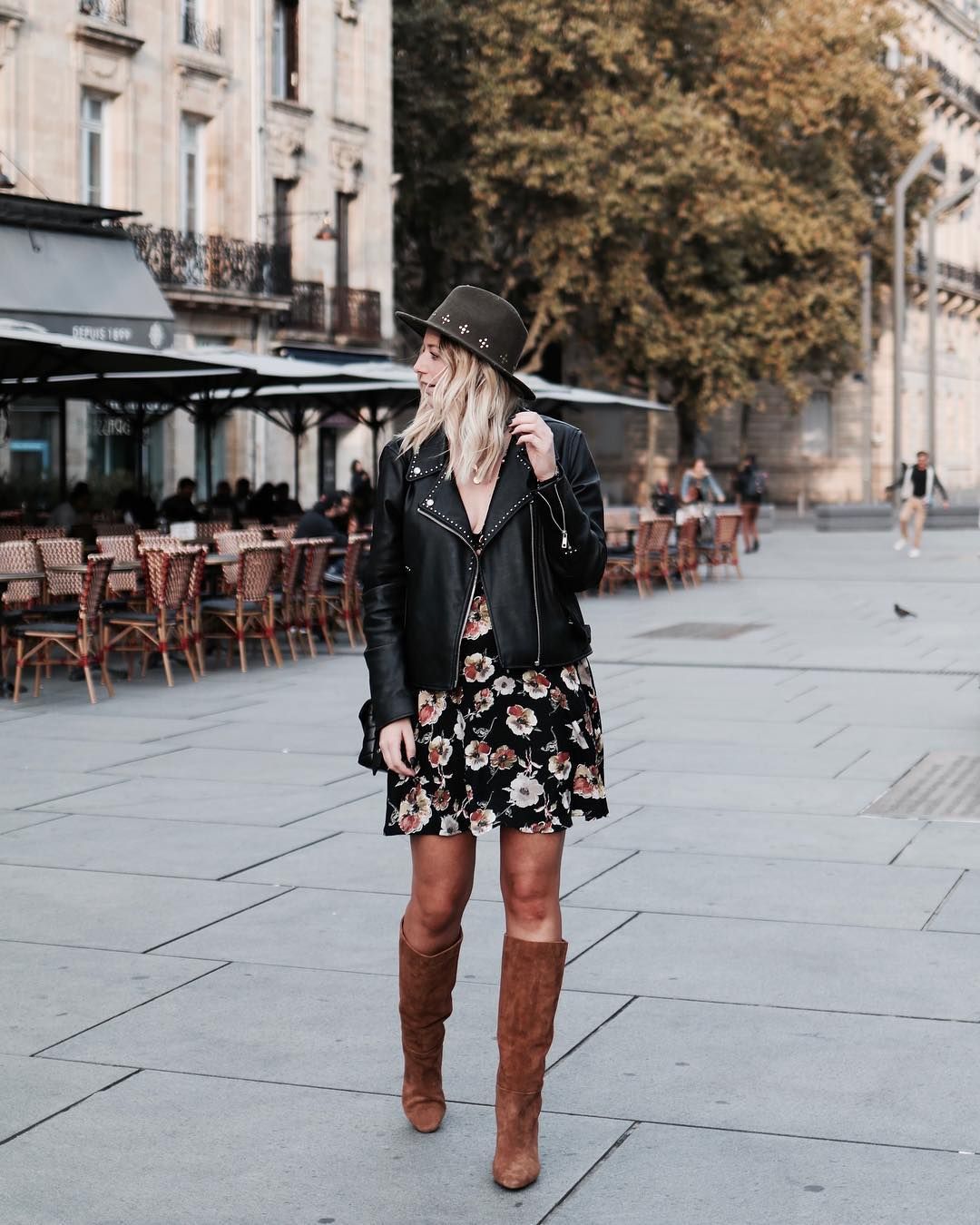 tenue avec bottes marron