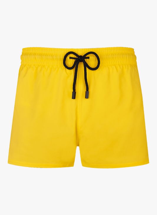 short jaune