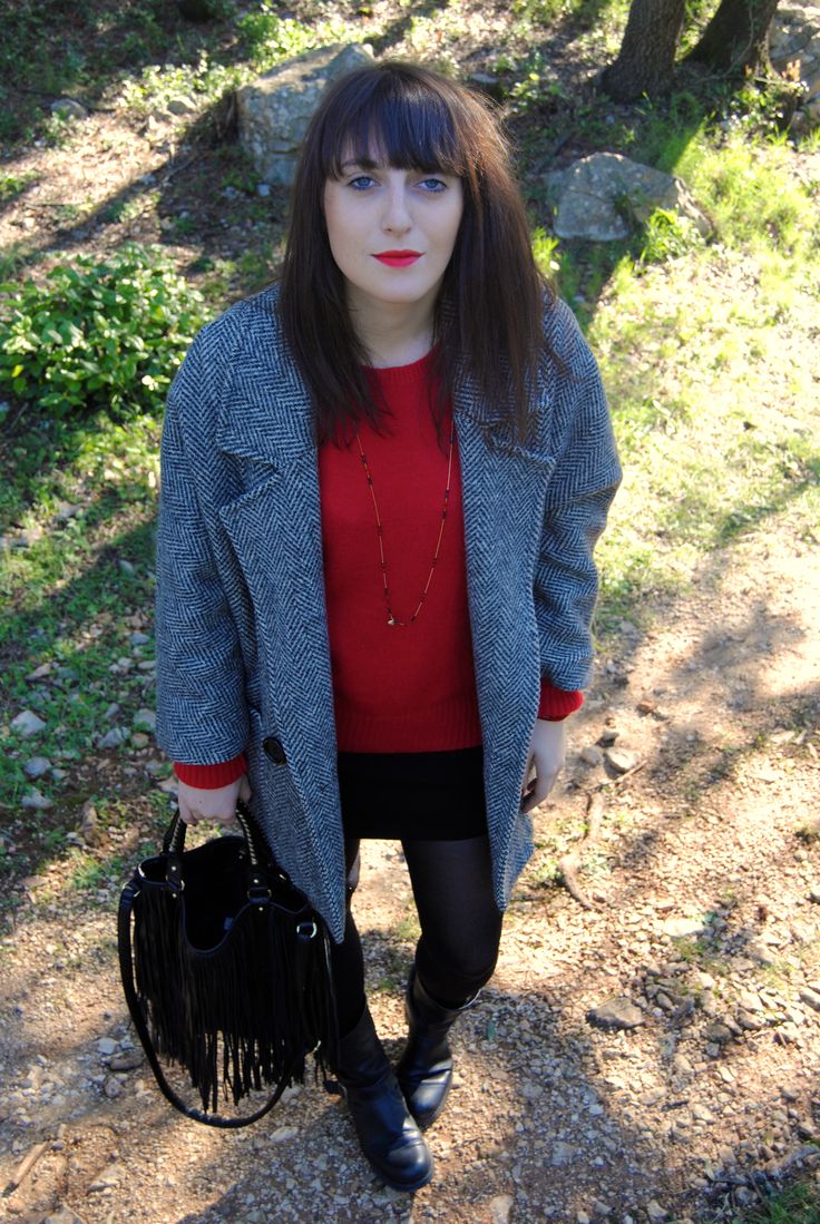 tenue manteau rouge