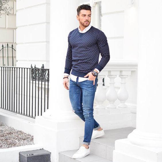 tenue jean bleu foncé homme