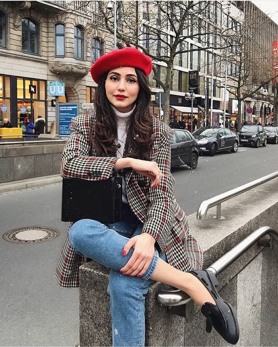 tenue avec beret femme