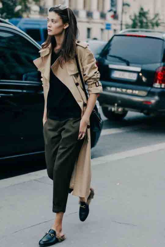 Porter les mules plates : 10 looks qui nous inspirent