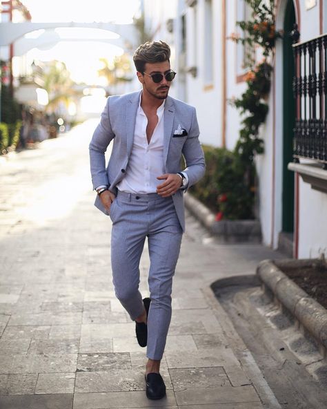 blue blazer with white t shirt