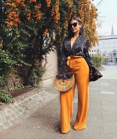 tenue pantalon jaune moutarde femme