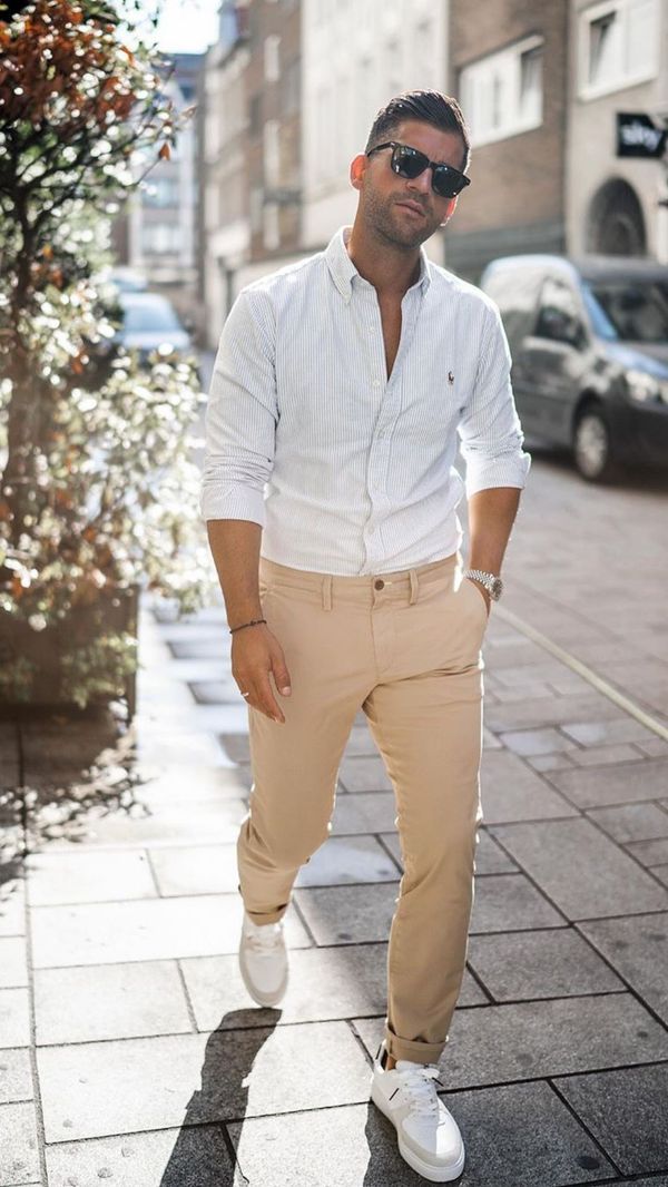 beige chinos outfit