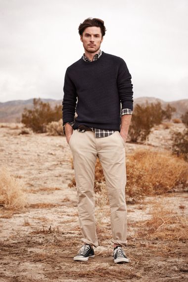 beige chinos outfit