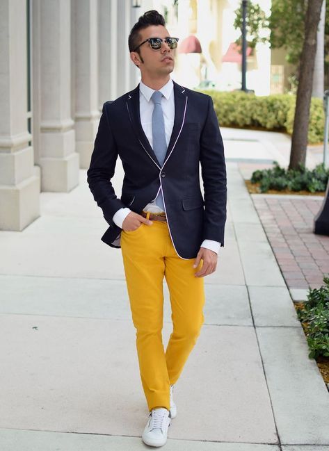 pantalon jaune homme avec quoi