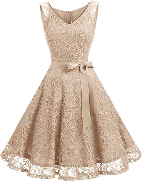 robe beige accessoires