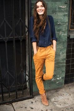 tenue avec pantalon moutarde femme