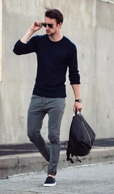 jean t shirt noir