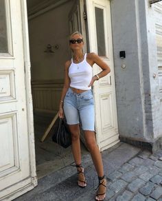 look short femme