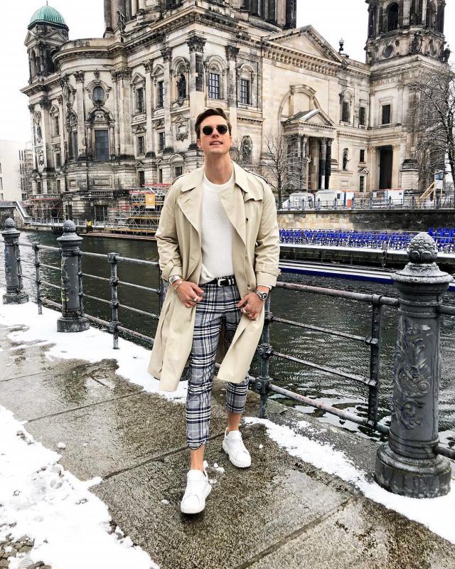 Men's Trench Coats: Buying Guide & Outfit Ideas