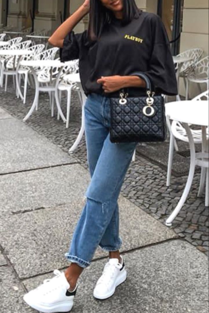 jean t shirt noir