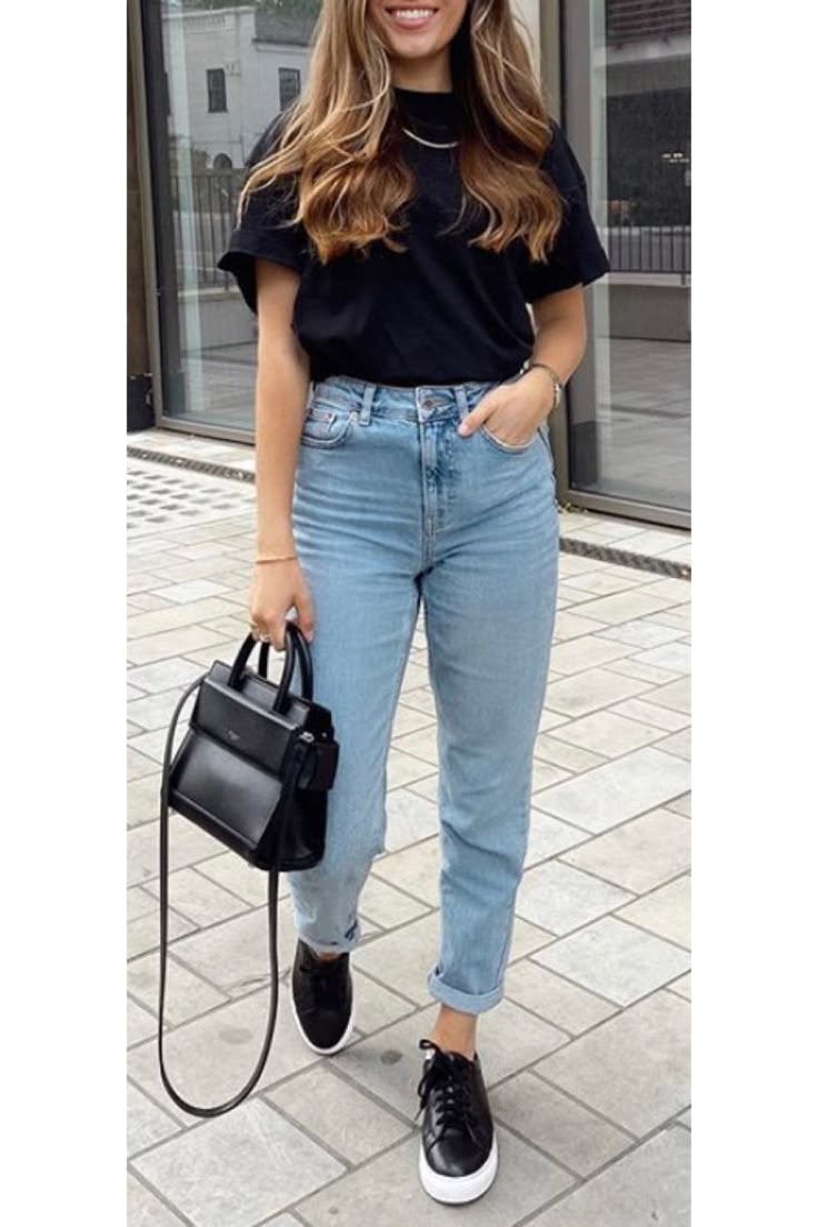 jean t shirt noir