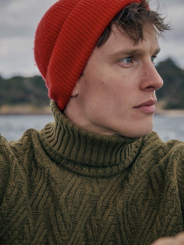 que mettre avec un pull rouge homme
