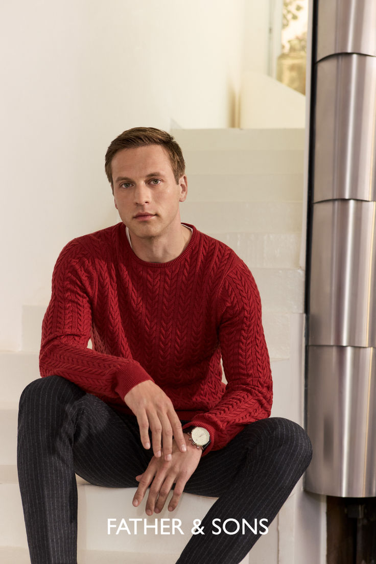 que mettre avec un pull rouge homme
