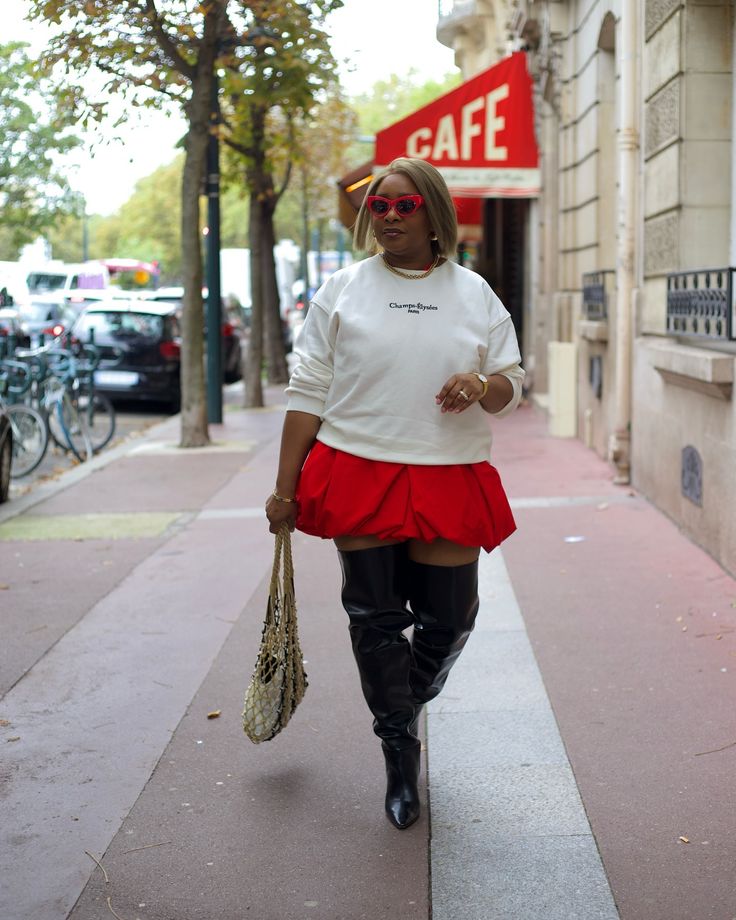 tenue sweat rouge